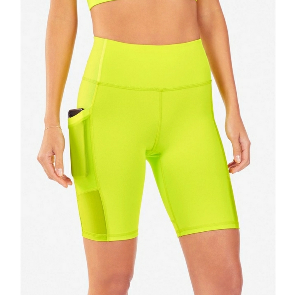 Fabletics Mila pocket short citron